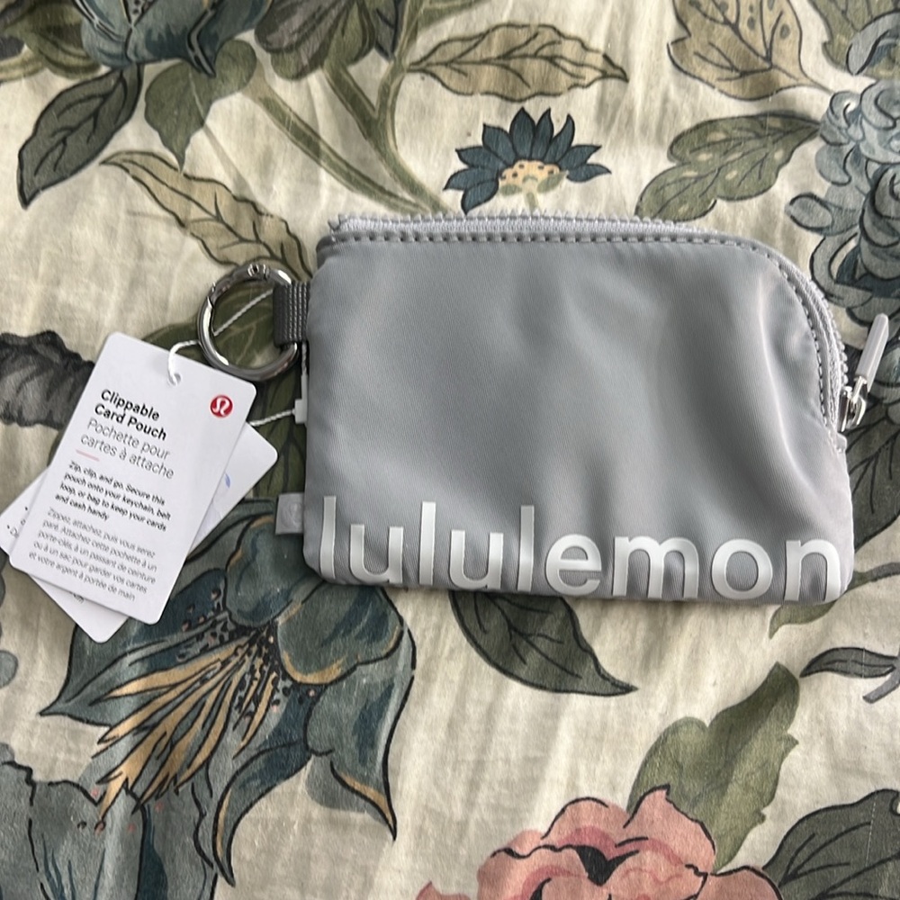 NWT lululemon athletica Gray Clippable Pouch LV